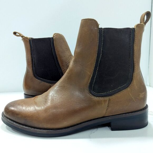 Thursday Boot Company Duchess Women’s Chelsea leather brown short Boot size 6.5